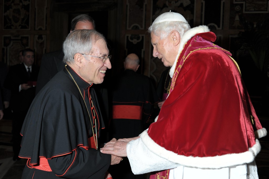 El Cardenal Rouco Varela se despide de Benedicto XVI.