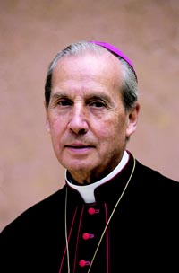 El Prelado del Opus Dei subraya que el Papa cuenta “con la ayuda de Dios y el afecto de los católicos”